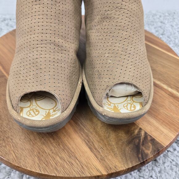 Fly London Ypul Taupe Perforated Peep Toe Ankle Strap Wedge Sandals Womens 39 - Picture 7 of 16